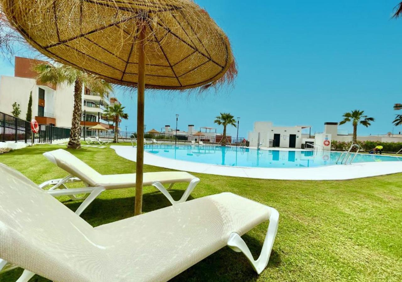 Little Dream - Luxury Beach Retreat 푸엔히롤라 외부 사진